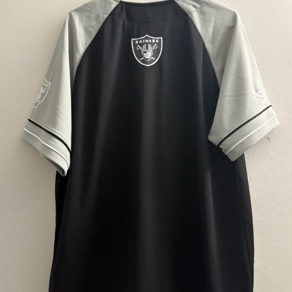 NFL raiders jersey - Picture 3 of 3